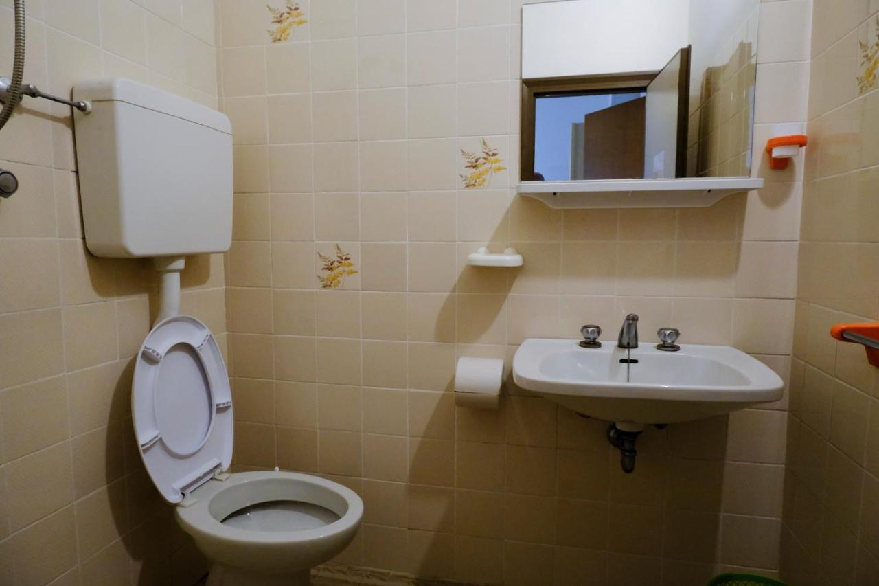 Hotel Chiara リミニ エクステリア 写真
